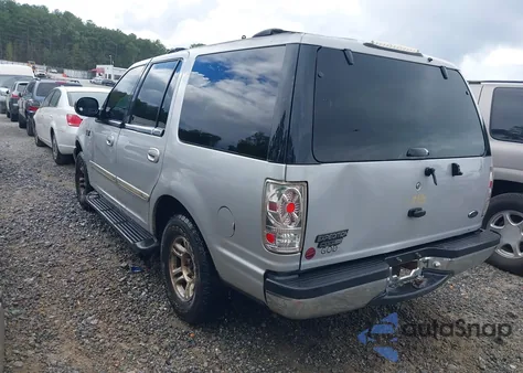 2001 Ford Expedition Xlt z USA, uszkodzony, nr VIN 1FMRU15W81LA88712